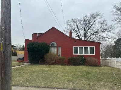 Henry St for Sale