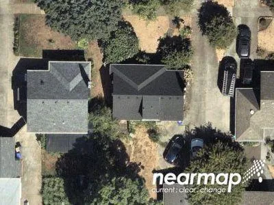 SE Clay St for Sale