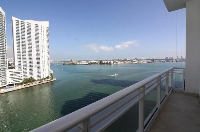 900 Brickell Key Blvd #1402, Miami, FL 33131 - MLS A11517126 for Sale