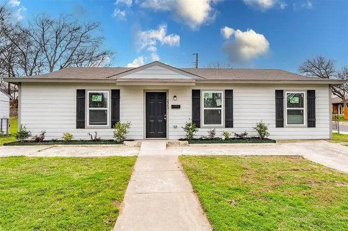 2363 E Pentagon Pkwy, Dallas, TX 75241 for Sale