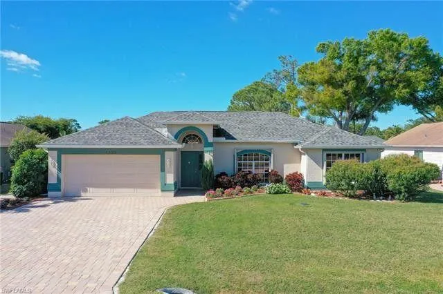 Fort Myers, Lee County, FL Lakefront Property, Waterfront Property, House for sale Property ID: 418848375