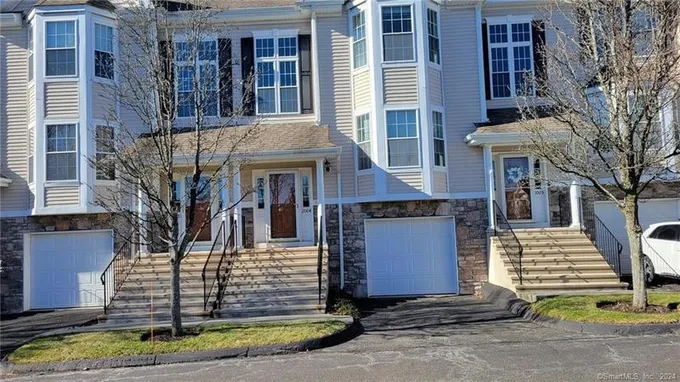 2004 Briar Woods Lane, Danbury, CT 06810 for Rent