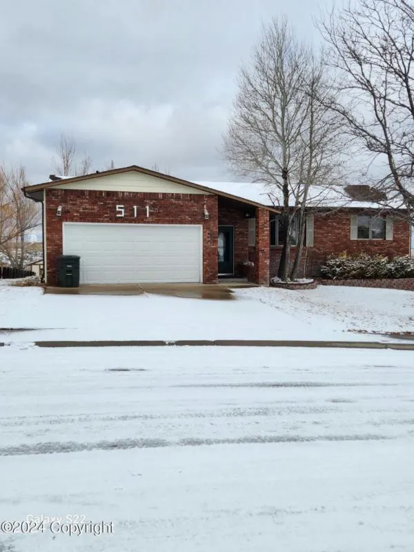 511 FAIRWAY DR, Gillette, WY 82718 Single Family Residence For Sale  MLS# 24-147