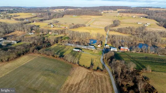 2204 SPANGLER ROAD, SEVEN VALLEYS, PA 17360  621070988 for Sale