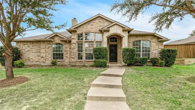 1261 Highbluff Ln, Rockwall, TX 75087 for Sale