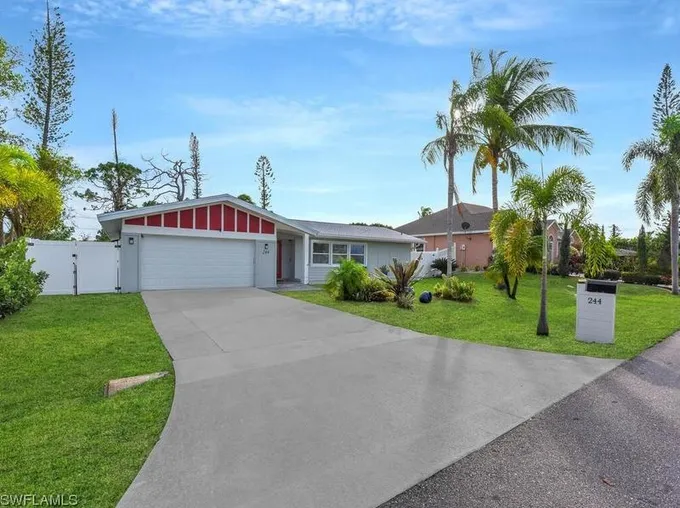 244 SE 46th St, Cape Coral, FL 33904 - MLS 224010299 for Sale