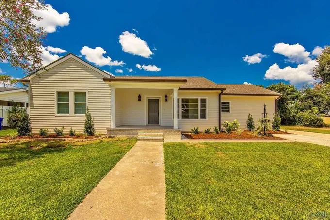 204 BAYOU LANE, Thibodaux, LA 70301  620770341 for Sale
