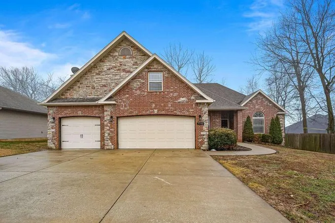 1732 East Charles Street, Republic, MO 65738  621145299 for Sale