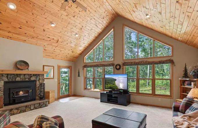 713 West 17th Drive, Arkdale, WI 54613 for Sale