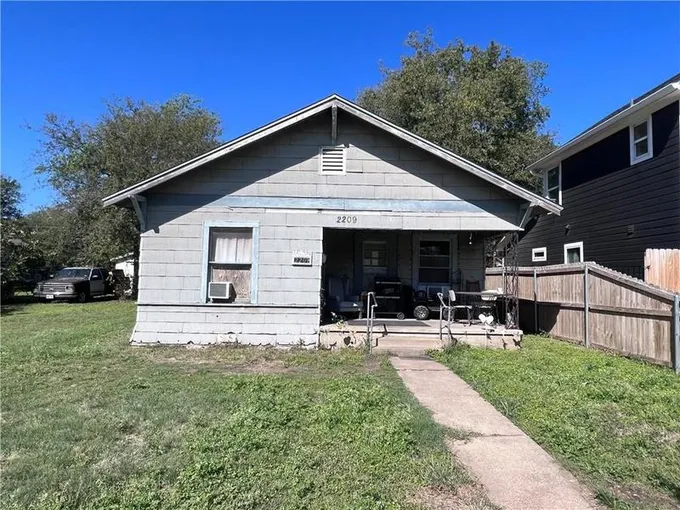2209 Alexander Avenue, Waco, TX 76708 for Sale