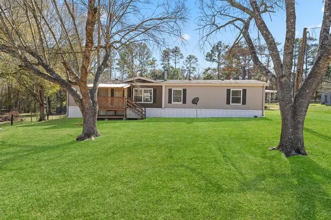 17 Riverboat Bnd, Kenefick, TX 77535 for Sale
