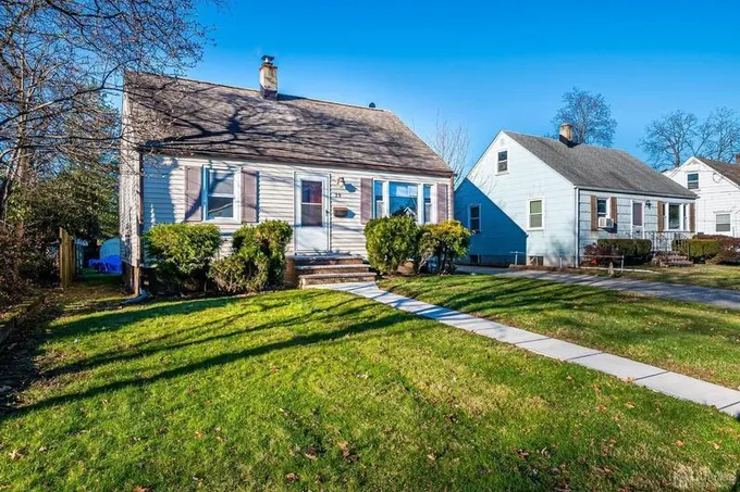 Metuchen, Middleinteraction County, NJ House for sale Property ID: 418696615