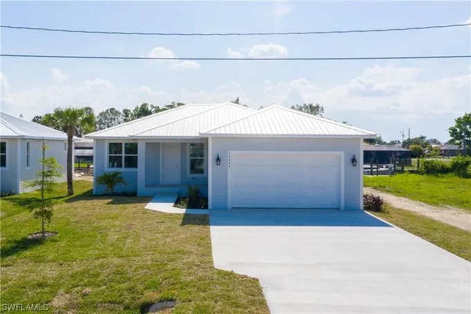 13454 Caribbean Boulevard, Fort Myers, FL 33905 for Sale