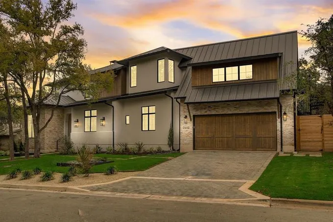 2602 Deerfoot Trl, Austin, TX 78704 for Sale