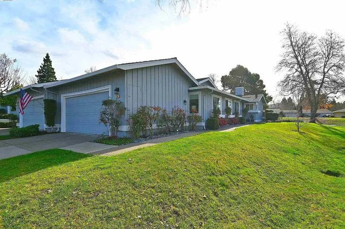 2001 Rancho Verde Cir W, Danville, CA 94526 - MLS 41047749 for Sale