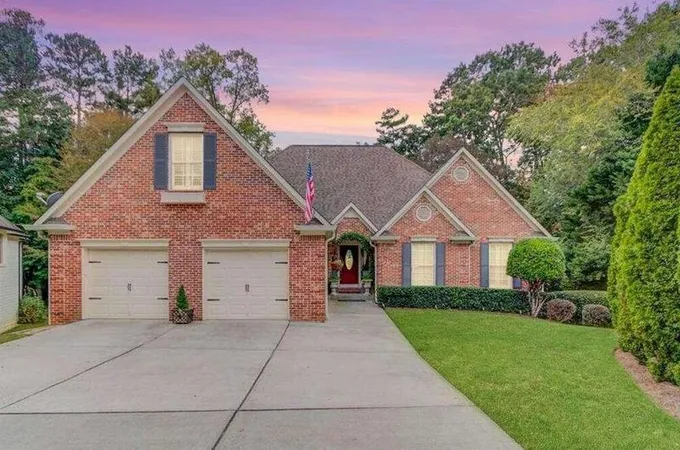 575 Timber Ives Dr, Dacula, GA 30019 - MLS 7329460 for Sale