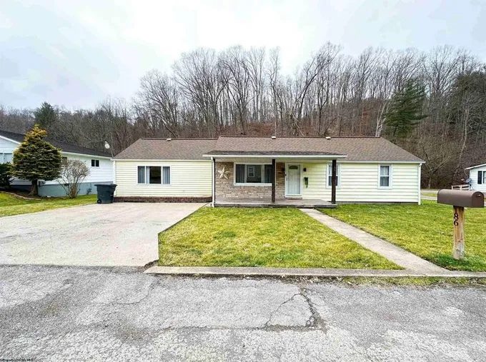 186 Valley Street, Salem, WV 26426  624373091