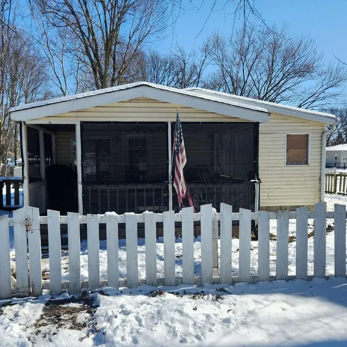 2447 S Roena Street, Indianapolis, IN 46241  612230677 for Sale