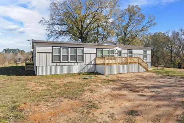 13521 FM 130, Hughes Springs, TX 75656 Manufactured Home For Sale  MLS# 20488401