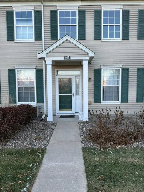 965 Newport Avenue, Shakopee, MN 55379 for Sale