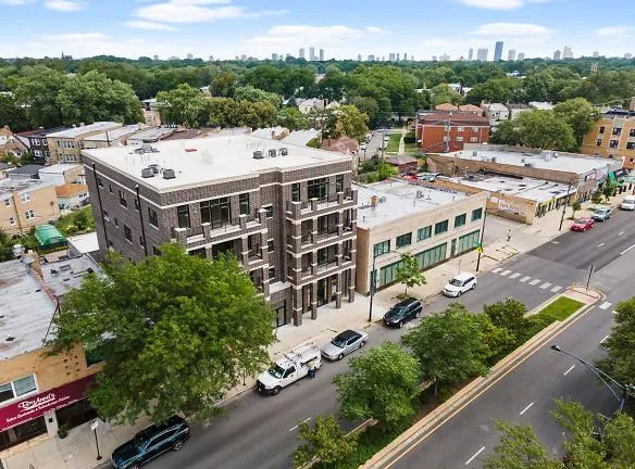 5689 N Lincoln Ave #4N - Chicago, IL 60659 - Home For Rent