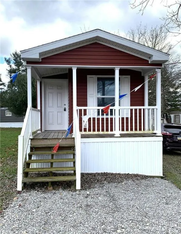 15 JEFFERSON ESTS, Waynesburg, PA 15370 Manufactured Home For Sale  MLS# 1636119 for Rent