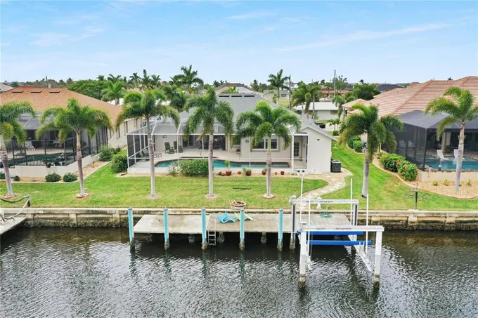 136 PECKHAM ST SE, PORT CHARLOTTE, FL 33952 Single Family Residence For Sale  MLS# C7486532