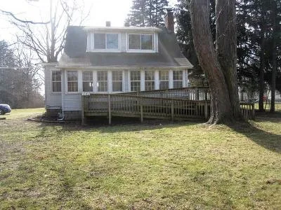 E Hurd Rd for Sale
