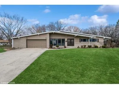 N Deer Ct for Sale