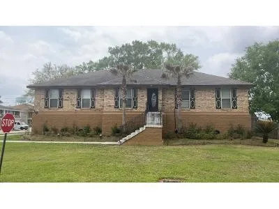 Oleander Dr for Sale
