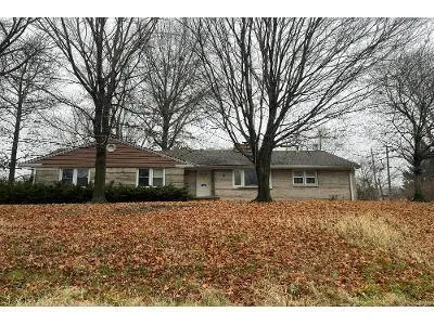 NE Carroll Dr for Sale