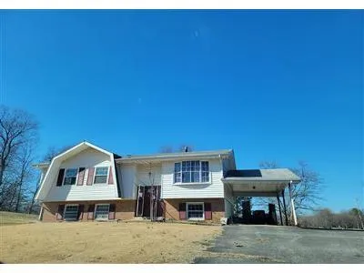 Oakwood Ln for Sale