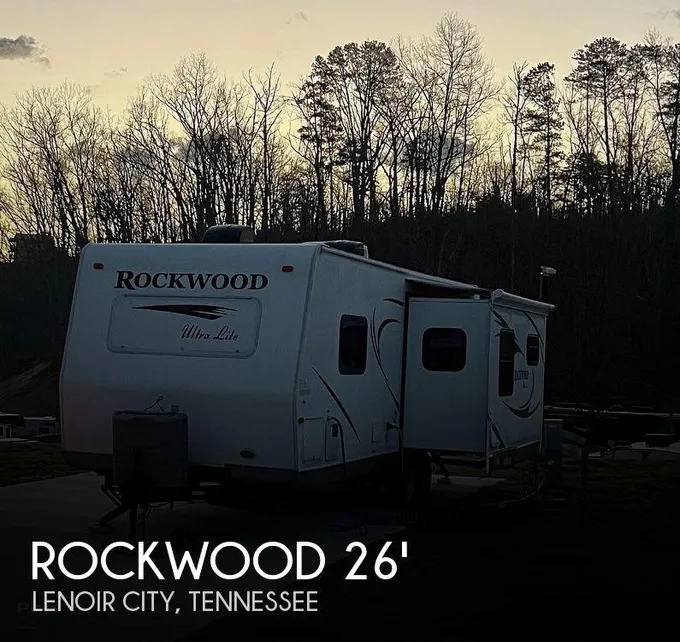 Forest River Rockwood Ultra Lite 2604 Travel Trailer 2010 for Sale