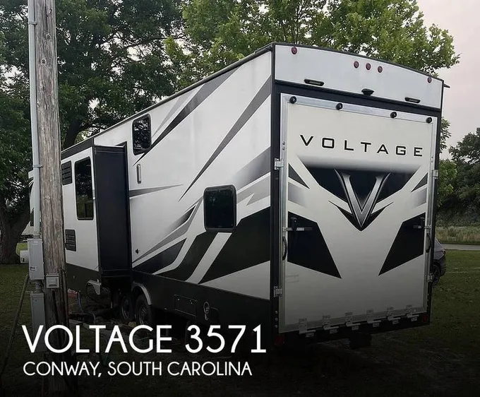 Dutchmen Voltage 3571 Fifth Wheel 2020 for Sale