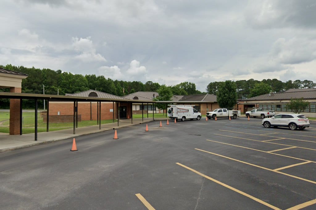 Pinecrest School