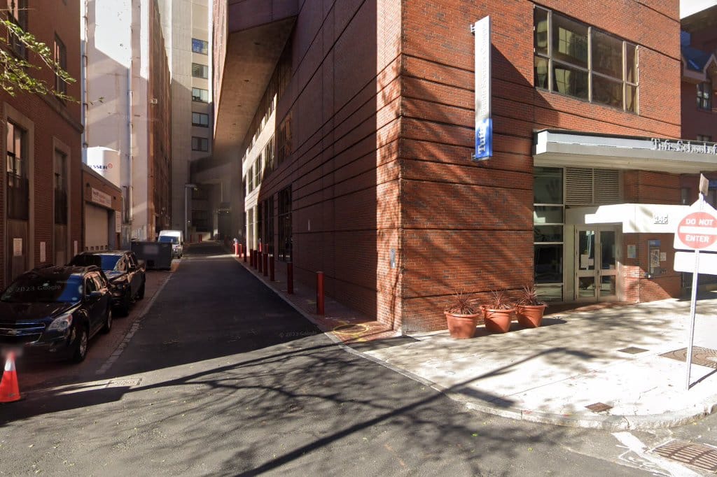 Tufts University Health SCI Library