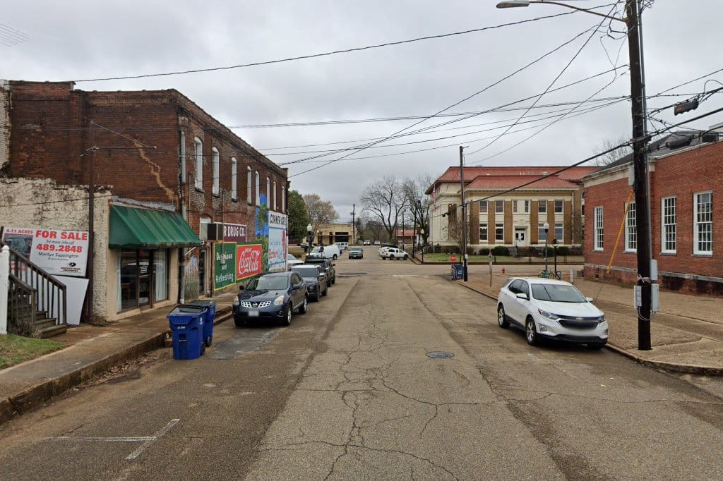 Pontotoc Circuit Court