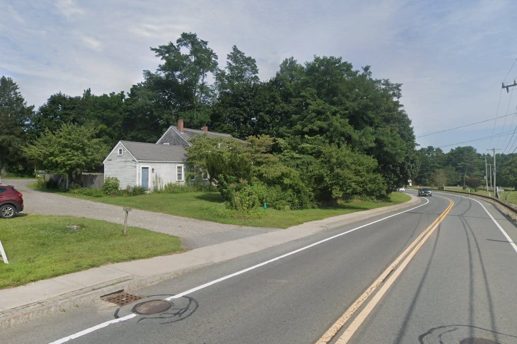 Plympton Public Library