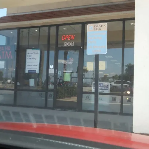 Solantic Walk-In Urgent Care Pharmacy