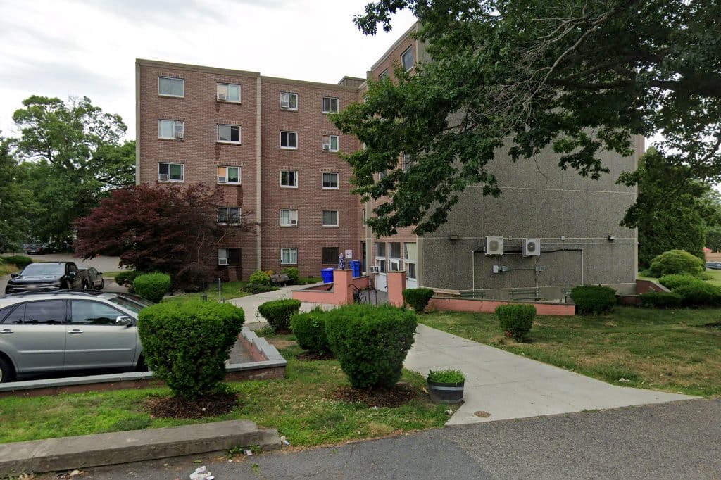 West Roxbury Housing Authority