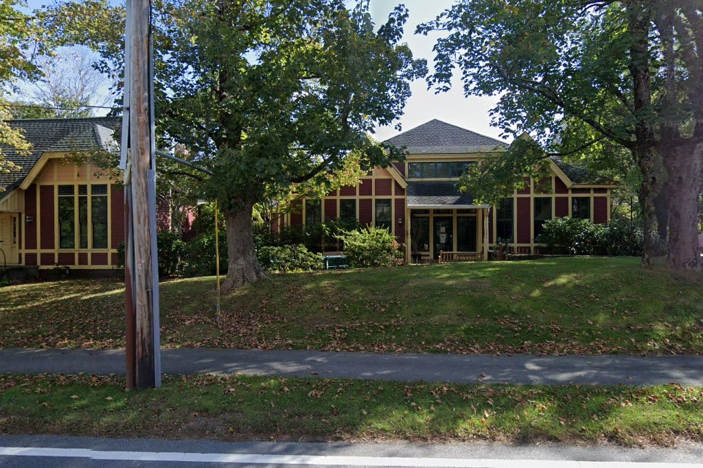 Brewster Ladies' Library