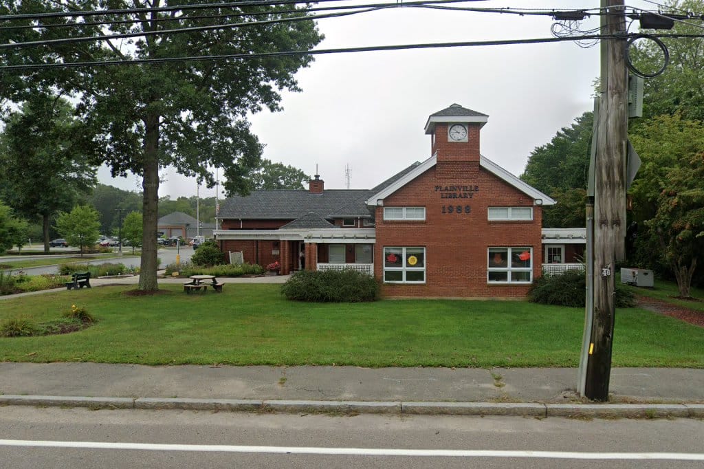 Plainville Public Library
