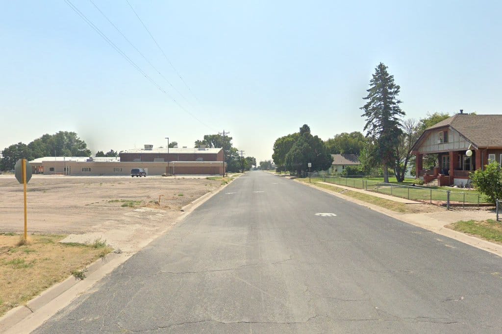 Cheyenne Wells Grade School