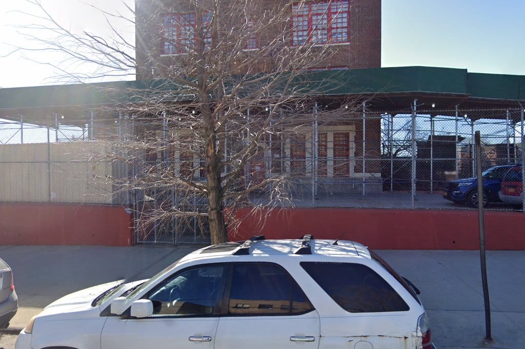 Holy Cross Elementary School