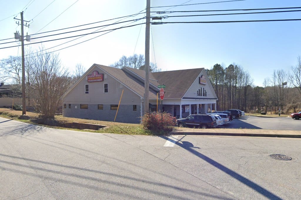 Mirror Lake Animal Hospital in Villa Rica, GA The County Office