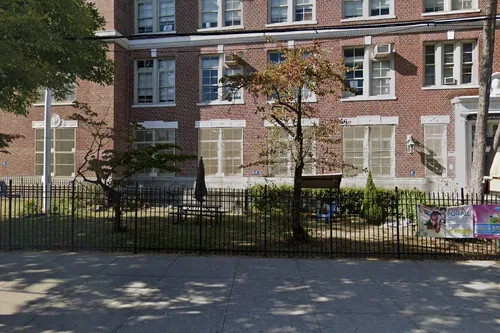 PS 72 Dr William Dorney School