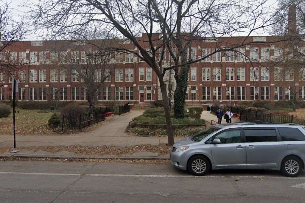 Amundsen High School