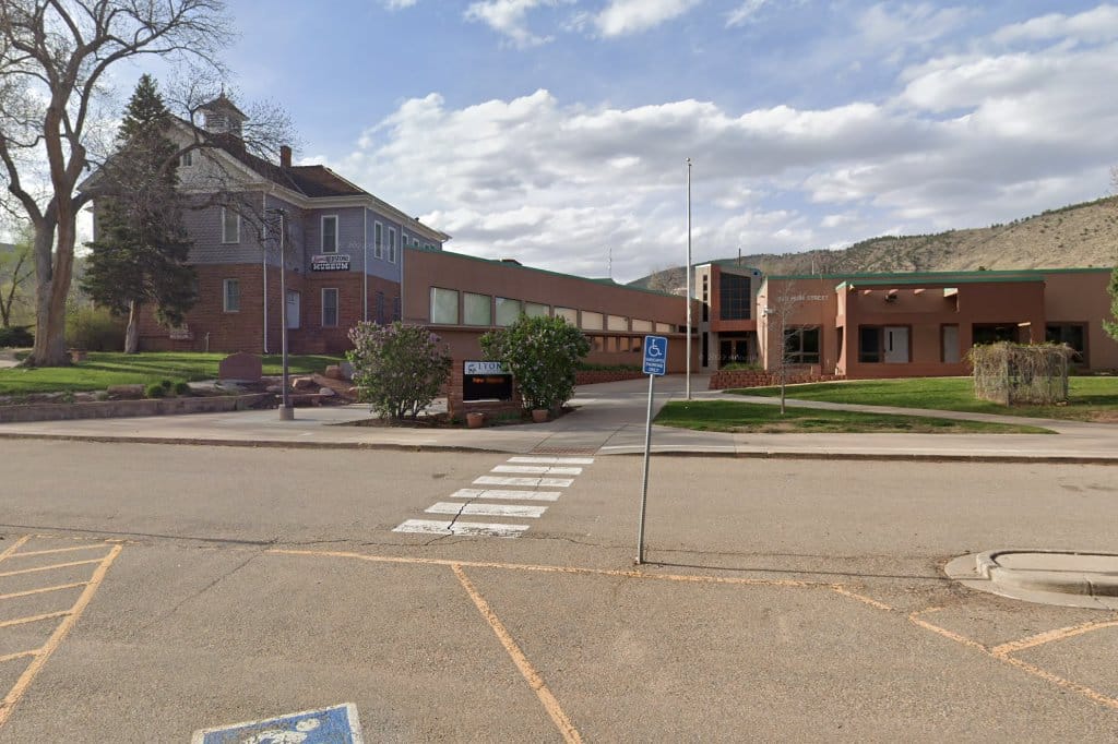 Lyons Elementary School