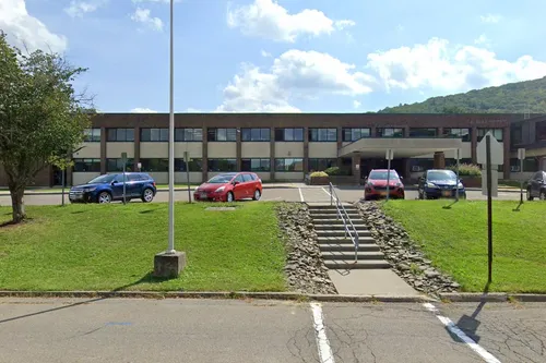 African Road Elementary / Vestal Middle School