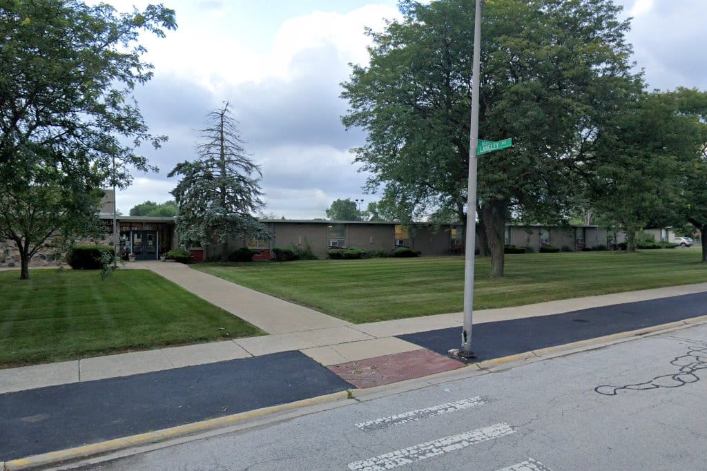 Macarthur/Echo Elementary School